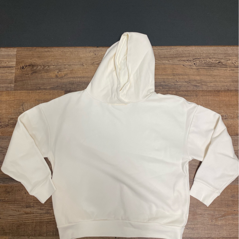Fabletics Eco Go-To Pocket Hoodie - Size M “Bone”